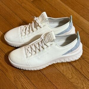 Cole Haan Men's White and Gray Athletic Shoes